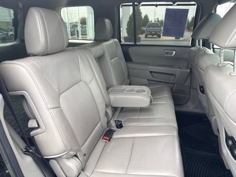 Used 2014 Honda Pilot Touring image 26
