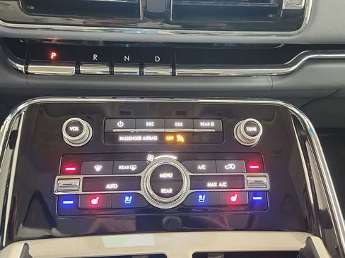 Used 2018 Lincoln Navigator Black Label image 18