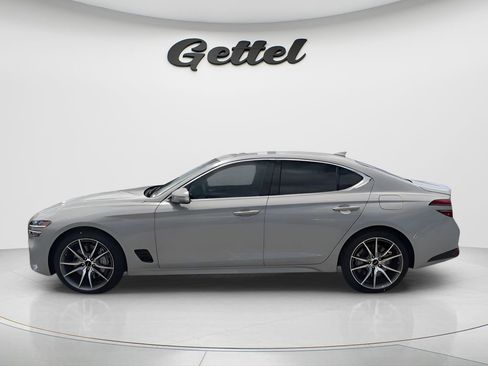 Used 2026 Genesis G70 2.5T image 7