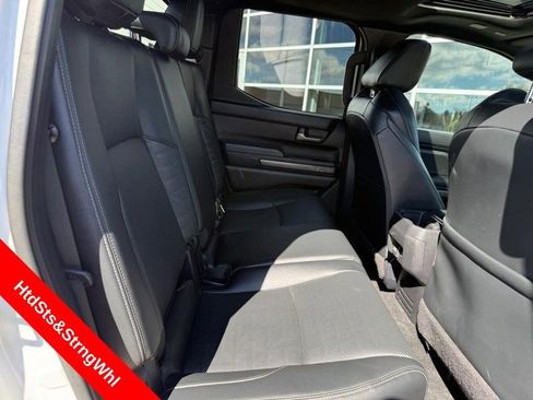 Used 2025 Toyota Tacoma TRD Off-Road w/ TRD Off Road Premium Package AWD/4WD image 12