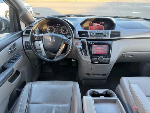 Used 2016 Honda Odyssey EX-L image 24