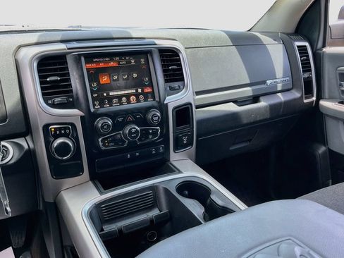 Used 2017 RAM 1500 Big Horn RWD image 22