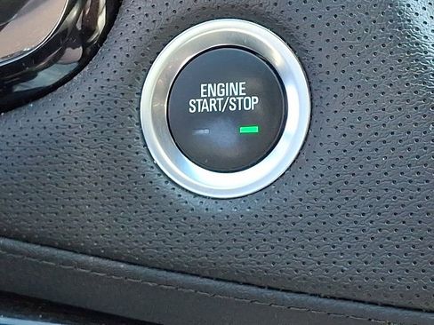 Used 2022 Cadillac XT5 Premium Luxury image 24