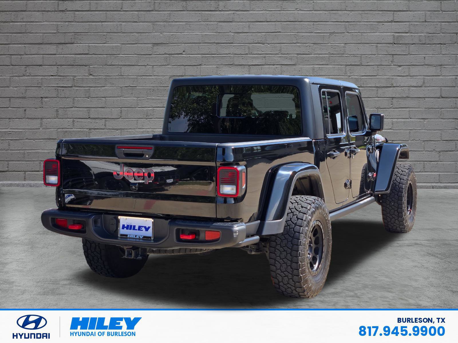 Used 2022 Jeep Gladiator Rubicon w/ Cold Weather Group AWD/4WD image 4