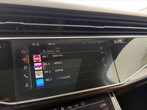 Used 2023 Audi Q7 2.0T Premium w/ Convenience Package AWD/4WD image 29