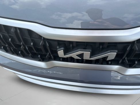 Used 2023 Kia Telluride EX w/ EX Captain's Chair Package FWD image 26
