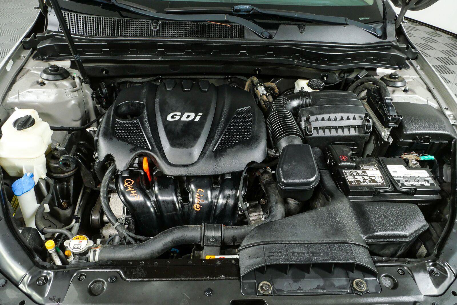 Used 2015 Kia Optima LX FWD image 31
