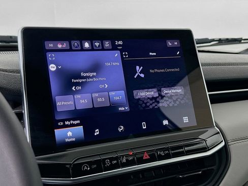 Certified 2024 Jeep Compass Limited image 23