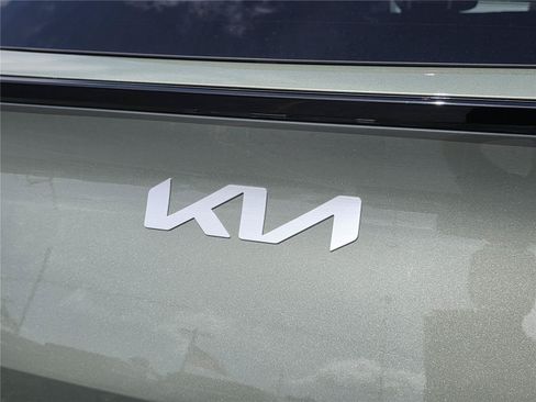 Used 2024 Kia Sportage X-Line w/ X-Line Premium Package AWD/4WD image 34