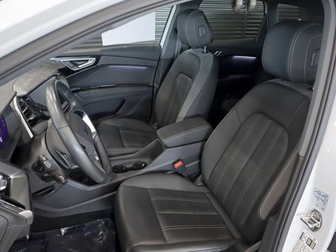 Certified 2024 Audi Q4 e-tron Premium Plus image 7