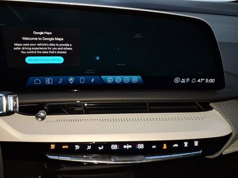 New 2026 Cadillac Optiq Sport 2 image 10