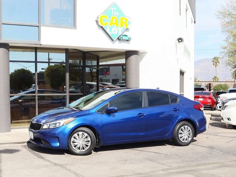 Used 2018 Kia Forte LX image 4