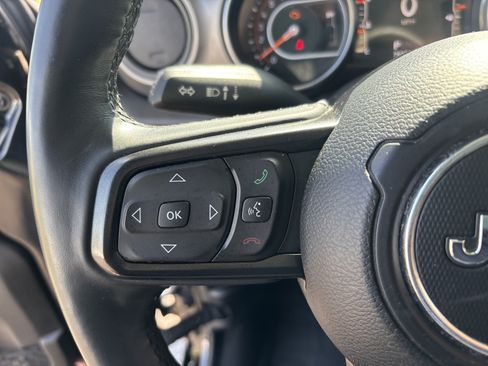 Used 2018 Jeep Wrangler Unlimited Sport S AWD/4WD image 11