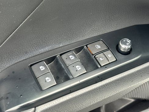 Certified 2019 Toyota Camry XSE w/ Carpet Mat Package image 18