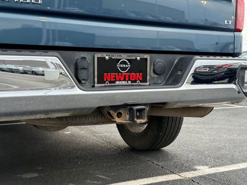 Used 2024 Chevrolet Silverado 1500 LT image 40