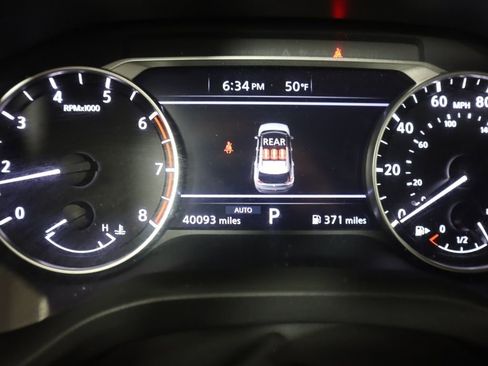 Used 2023 Nissan Rogue SV image 11