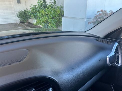 Used 2025 Kia Soul LX w/ LX Technology Package image 35