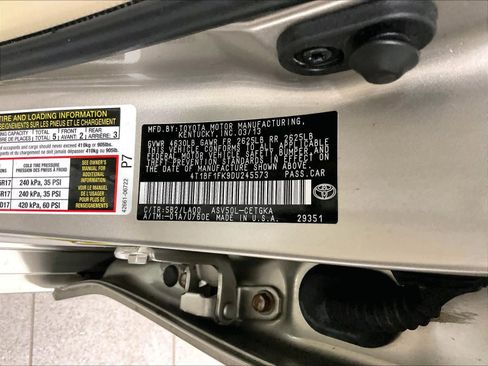 Used 2013 Toyota Camry XLE image 36