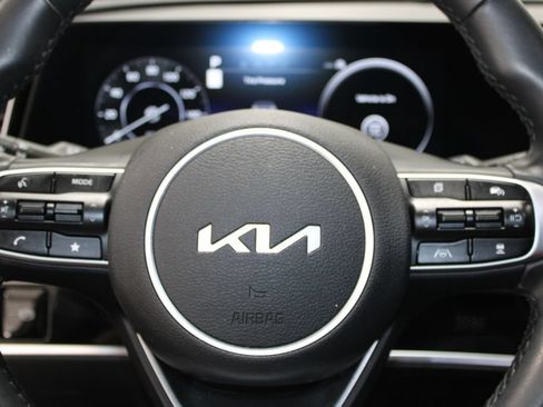 Used 2025 Kia Sportage SX FWD image 31