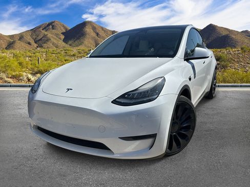 Used 2020 Tesla Model Y Long Range AWD/4WD image 2