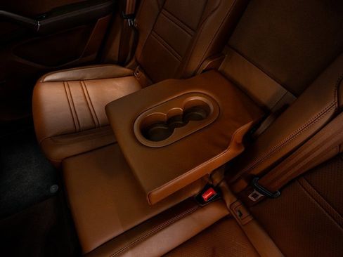 Used 2023 Porsche Cayenne GTS image 60