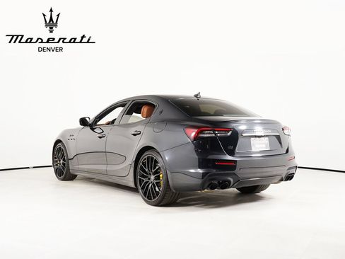 Used 2023 Maserati Ghibli Modena Q4 AWD/4WD image 3