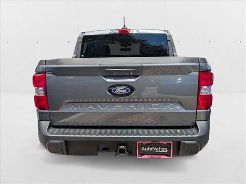 New 2025 Ford Maverick XL image 8