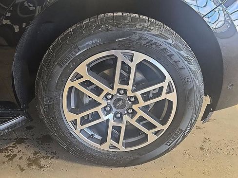 Used 2025 Ford Expedition Max Active image 46