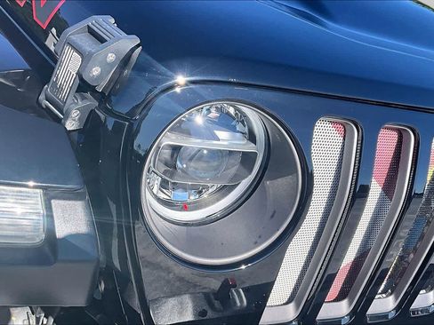 Used 2021 Jeep Gladiator Rubicon AWD/4WD image 27