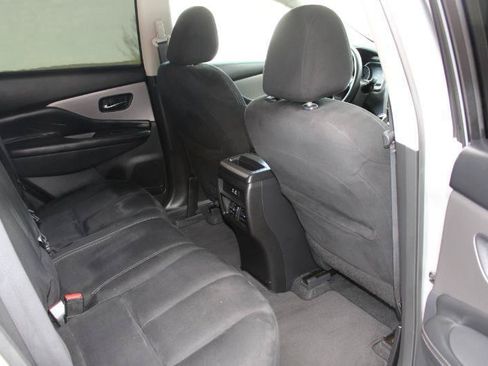 Used 2021 Nissan Murano SV FWD image 15