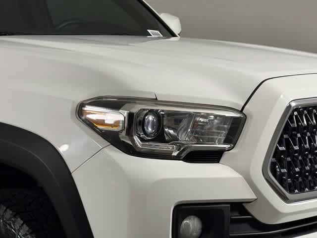 Used 2019 Toyota Tacoma TRD Off-Road AWD/4WD image 14