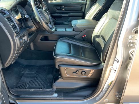 Certified 2022 RAM 1500 Limited w/ Body Color Bumper Group image 17