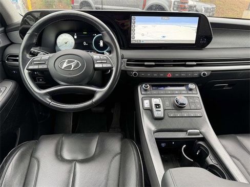 Used 2023 Hyundai Palisade Limited image 8
