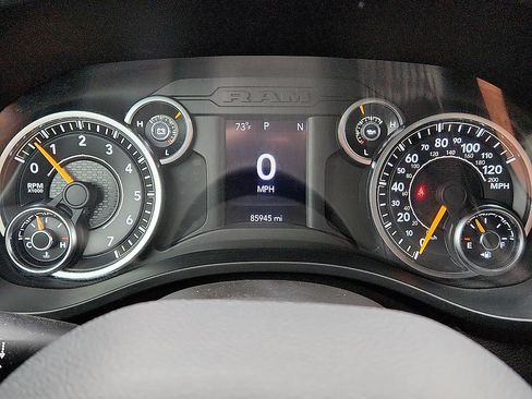 Used 2022 RAM 1500 Big Horn RWD image 10