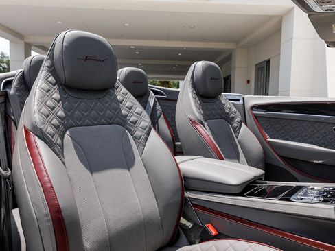 Used 2024 Bentley Continental GT Speed image 25