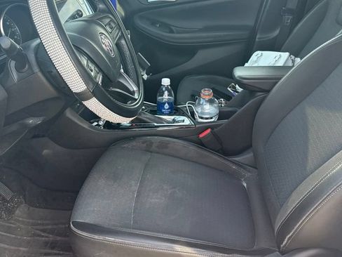 Used 2020 Buick Encore GX Preferred w/ Cold Weather Comfort Package AWD/4WD image 3