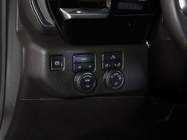 Used 2025 Chevrolet Silverado 1500 LT AWD/4WD image 26