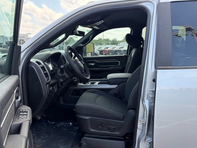 New 2026 RAM 2500 Big Horn AWD/4WD image 14