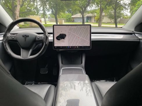 Used 2023 Tesla Model Y AWD image 23