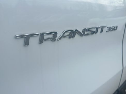 Used 2023 Ford Transit 350 XLT image 12