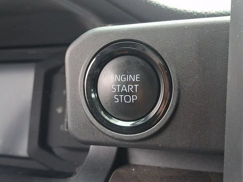 Used 2024 Toyota Tacoma SR5 AWD/4WD image 25