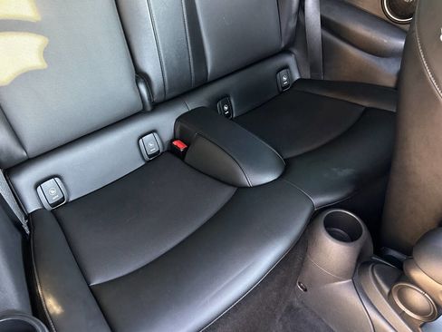 Used 2015 MINI Cooper S image 40