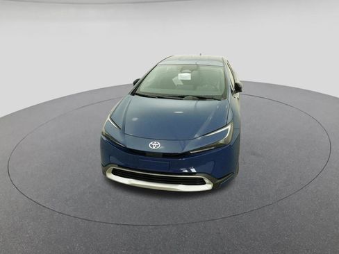 New 2026 Toyota Prius Plug-In Hybrid FWD image 15
