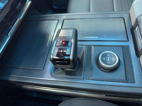 Used 2024 GMC Hummer EV 3X image 41