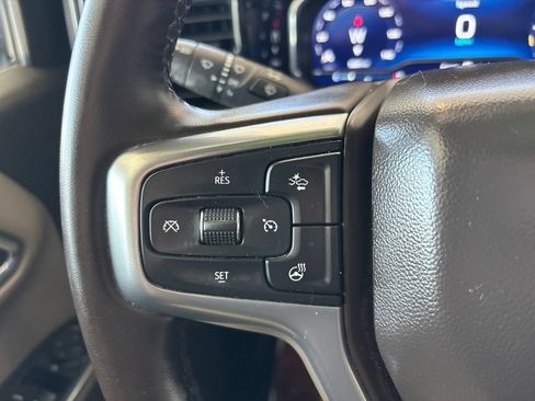 Used 2023 Chevrolet Silverado 1500 LT AWD/4WD image 11