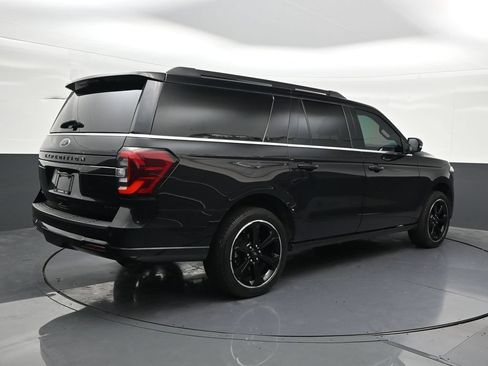 Used 2024 Ford Expedition Max Limited AWD/4WD image 5