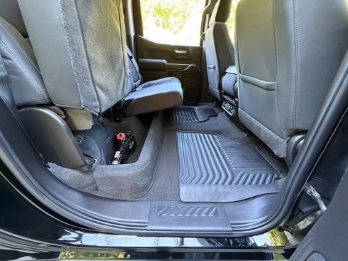 Used 2021 Chevrolet Silverado 1500 RST w/ Redline Edition AWD/4WD image 32