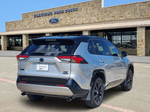 Used 2024 Toyota RAV4 XSE AWD/4WD image 5