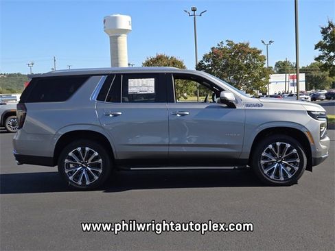 New 2025 Chevrolet Tahoe High Country image 2