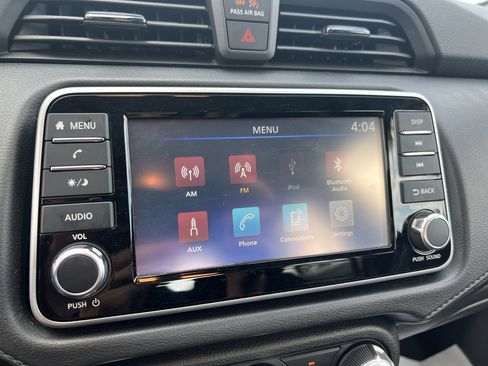 Used 2025 Nissan Versa S FWD image 24